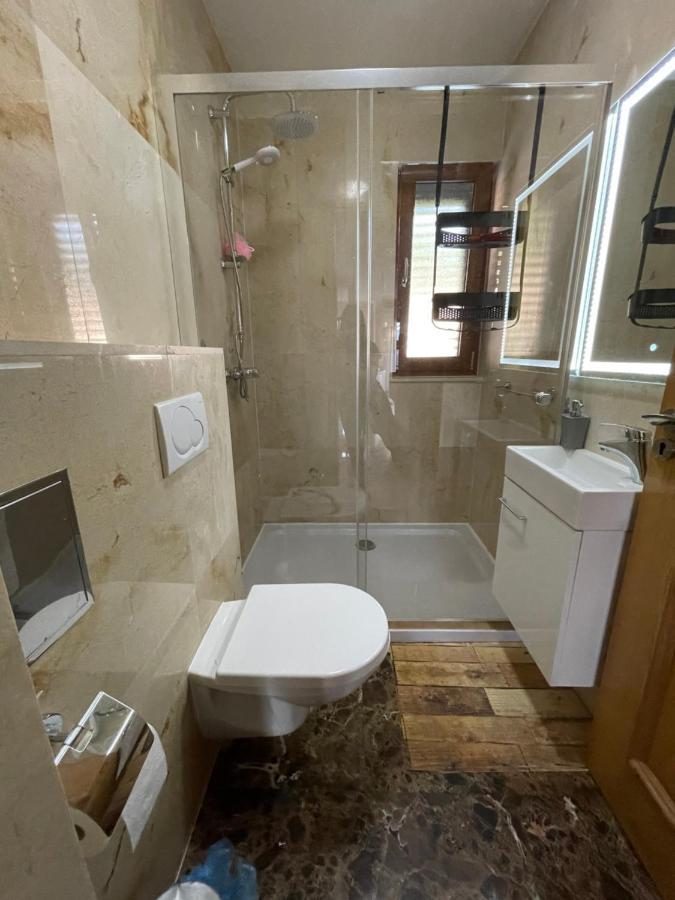 Apartament Slatine No 1 Eksteriør billede